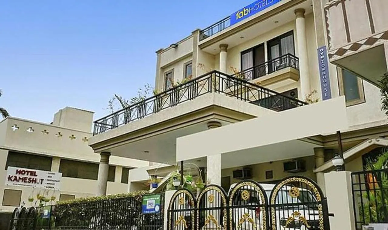 Fabhotel K H Bar And Rest Varanasi Hotel
