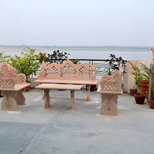3* Bed & Breakfast Ganga Monastery