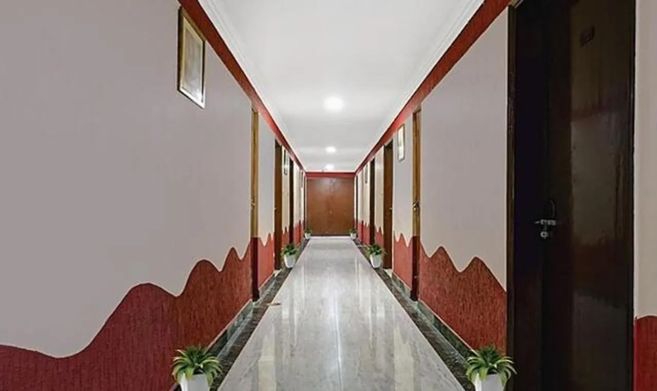 Fabhotel K H Bar And Rest Varanasi 3*,  India